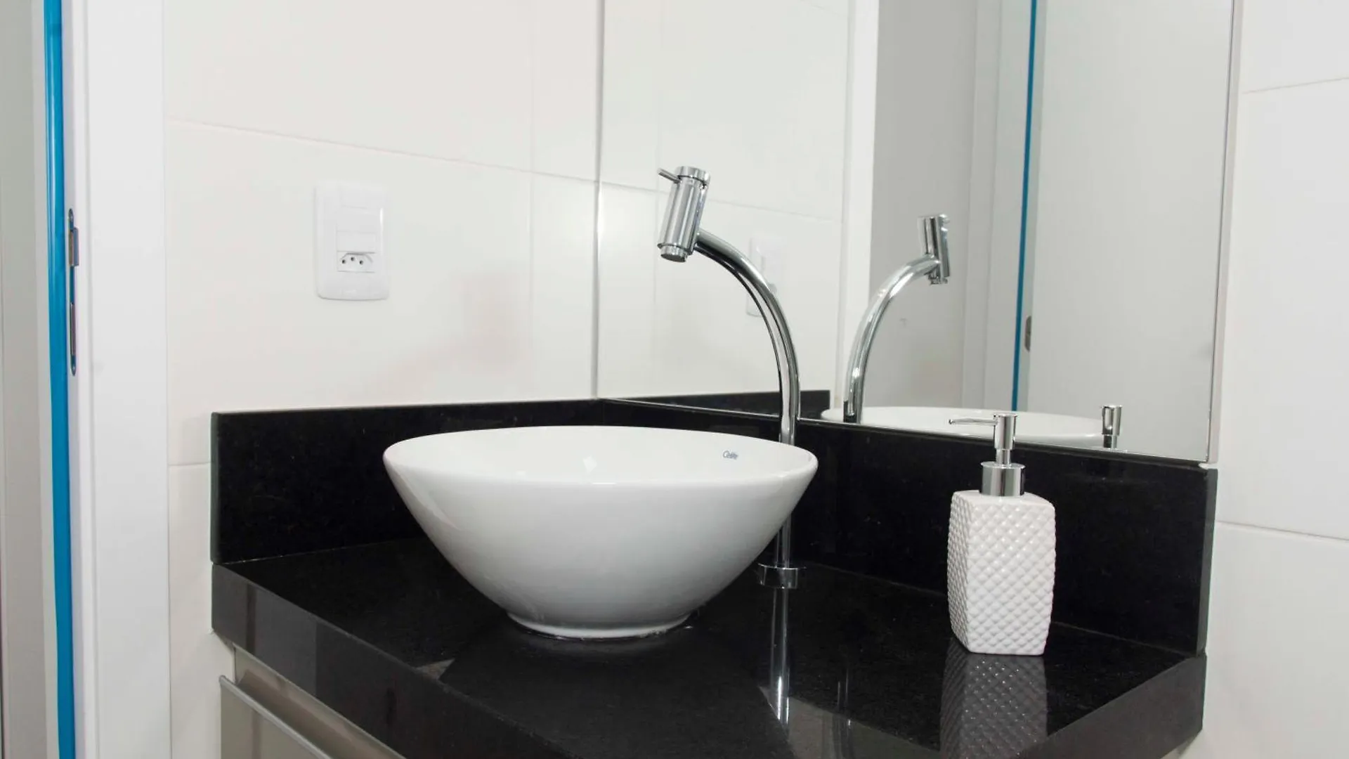 Apartment Luxo Vista Mar, 50M Da Praia Nos Ingleses Ing9302 Florianopolis Brazil
